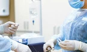 Da biến dạng sau dùng mỹ phẩm không rõ nguồn gốc